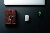 Illuminating "Moment Pebble" Smashes Kickstarter Goal