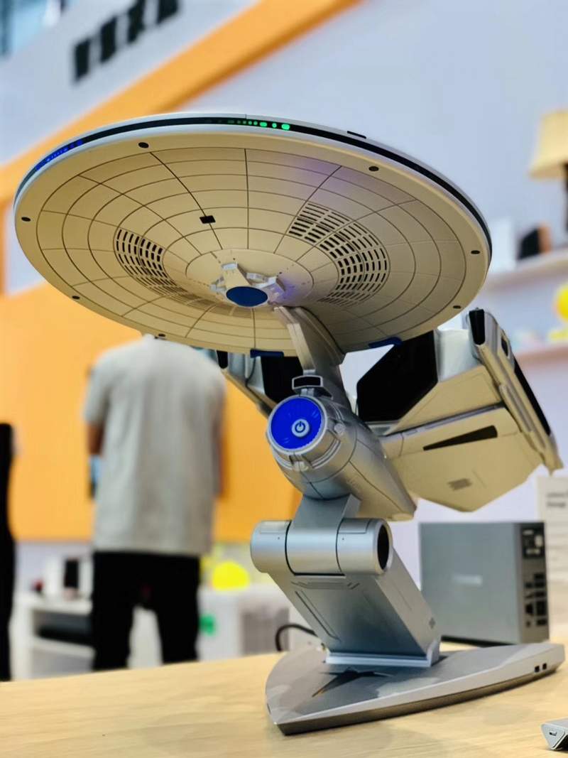 Lenovo Unveils the Titanium Enterprise NCC-1701A Star Trek PC